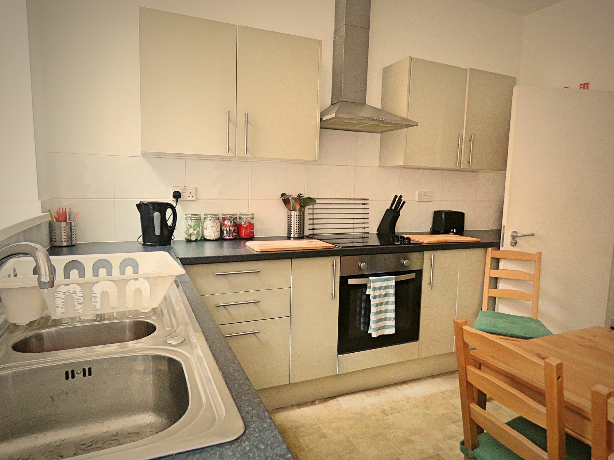 Harley Serviced Apartments - West Street 6 Bedrooms شيفيلد المظهر الخارجي الصورة